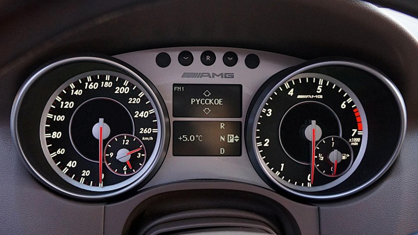 Mercedes w166 AMG приборная