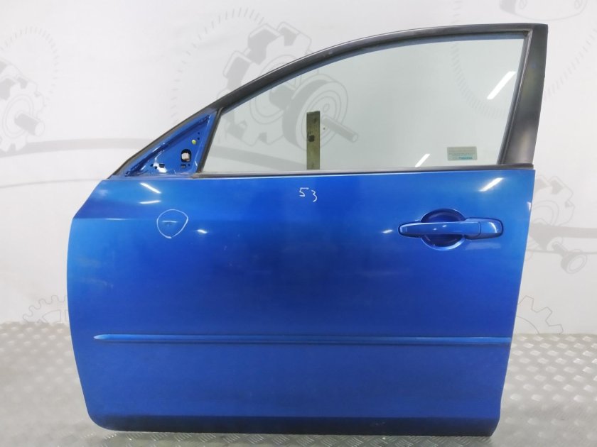 Дверь Мазда 3 правая передняя