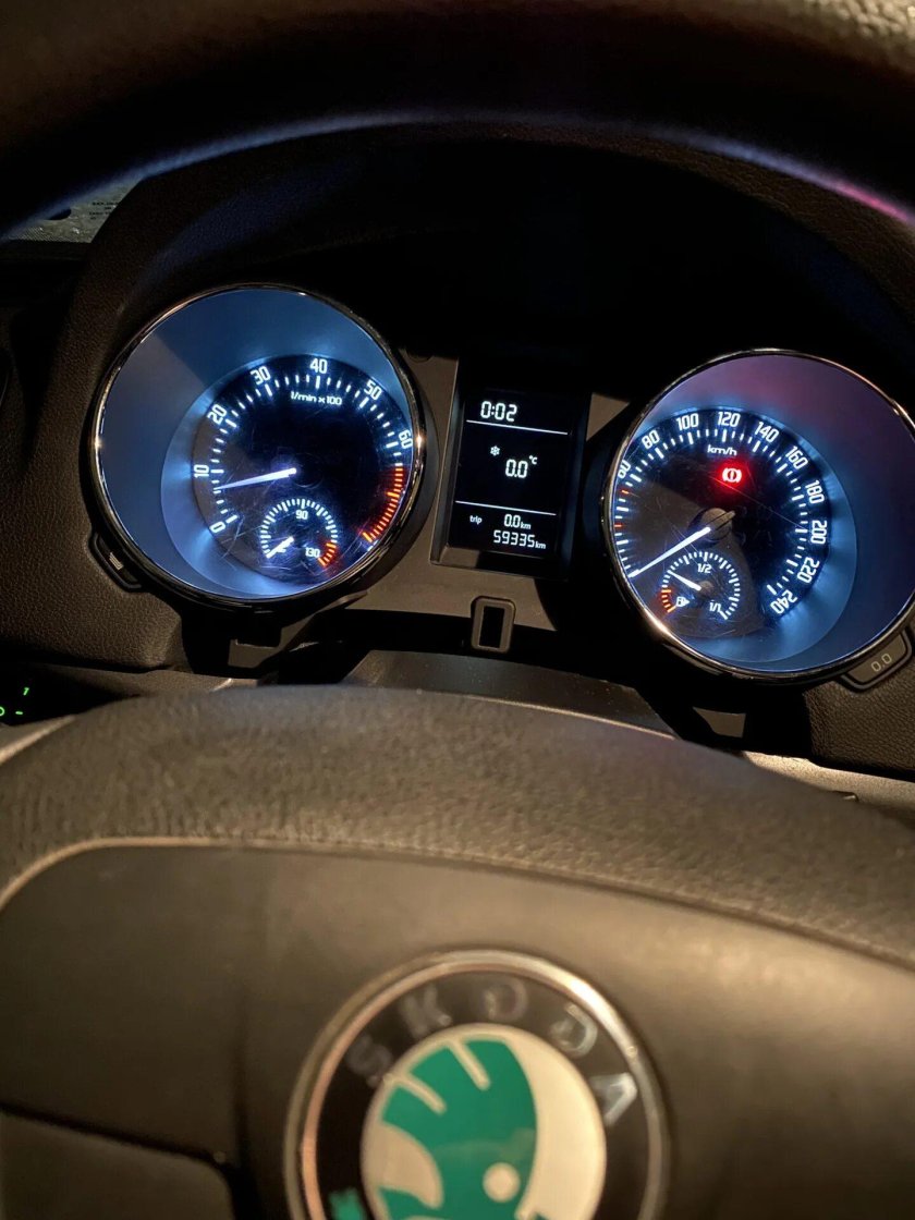 Дисплей на приборную панель Шкода етти ремонт своими