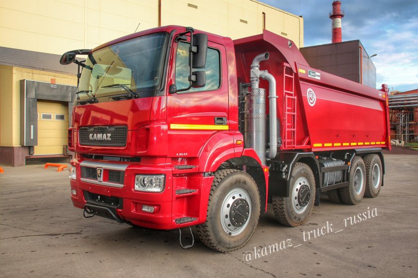 Самосвал КАМАЗ 65801-т5