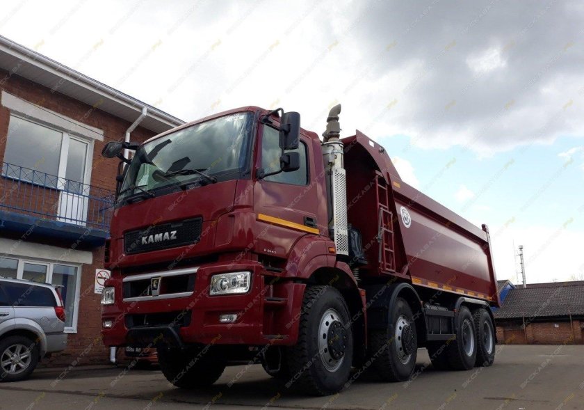 Самосвал КАМАЗ 65801-001-68