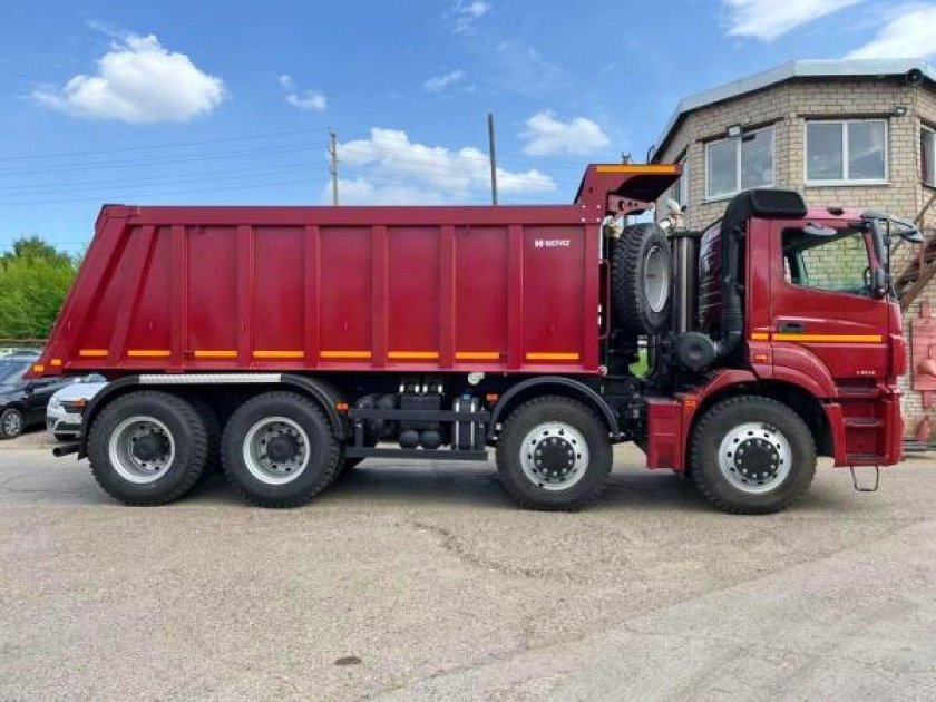 Самосвал КАМАЗ 65801-001-68