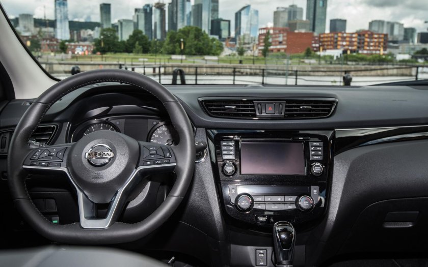 Nissan Qashqai 2017 салон