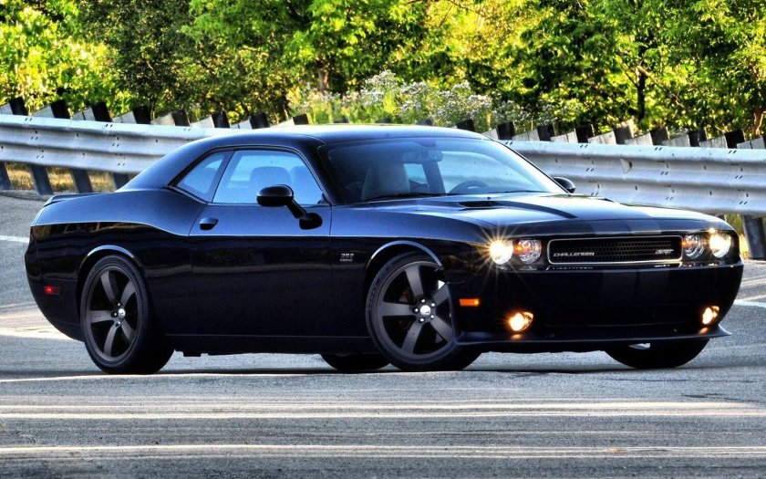 Dodge Challenger Challenger srt8