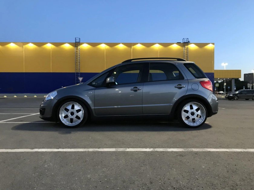 Suzuki sx4 stance