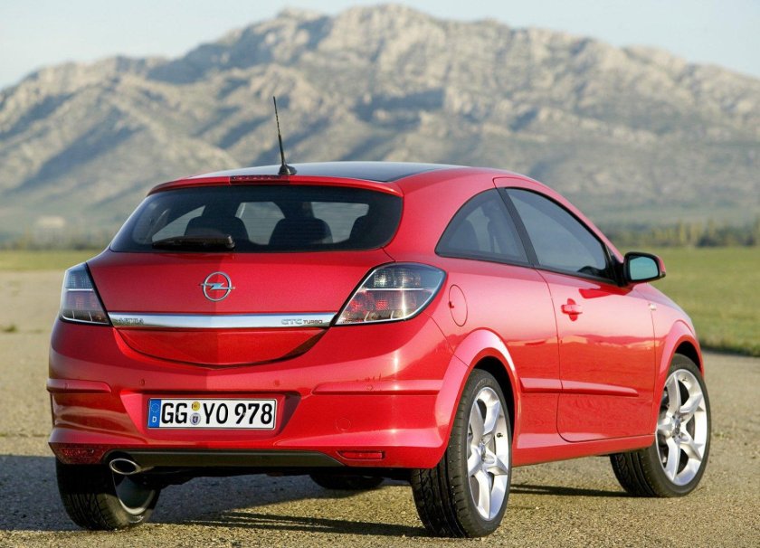 Opel Astra GTC 2007