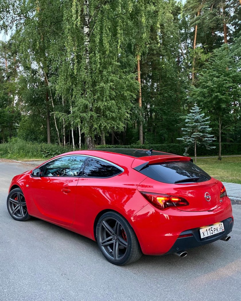Opel Astra j GTC