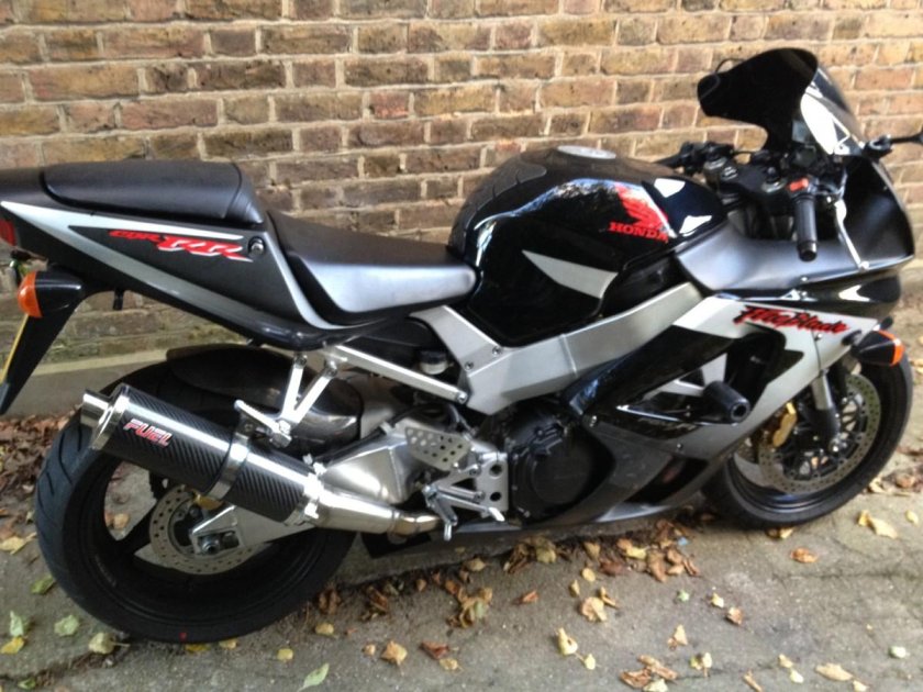 Honda cbr929rr Fireblade 2000