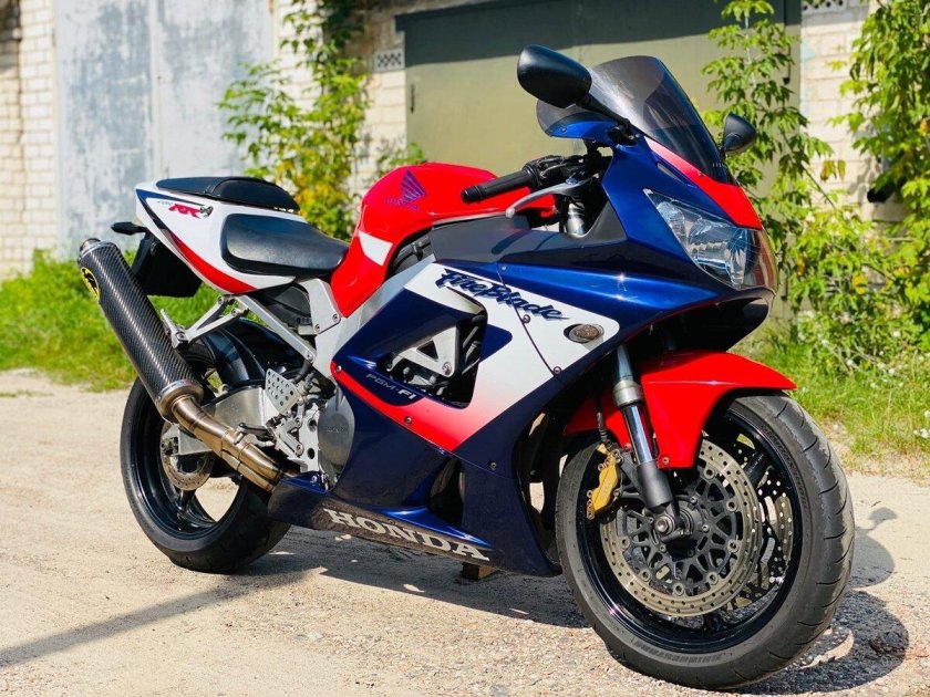 Honda cbr929rr Fireblade 2000