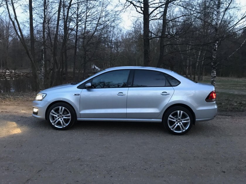 Диски на Фольксваген поло р17