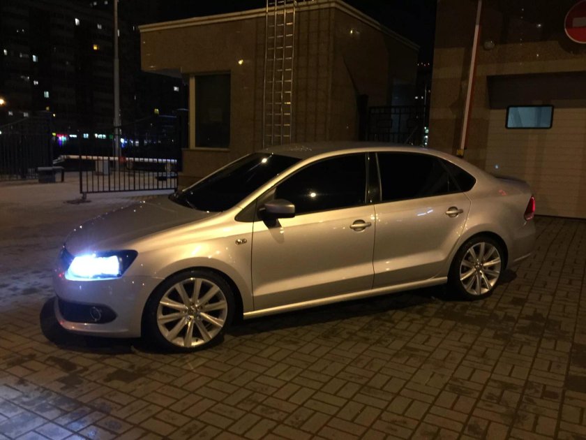 Фольксваген поло r17