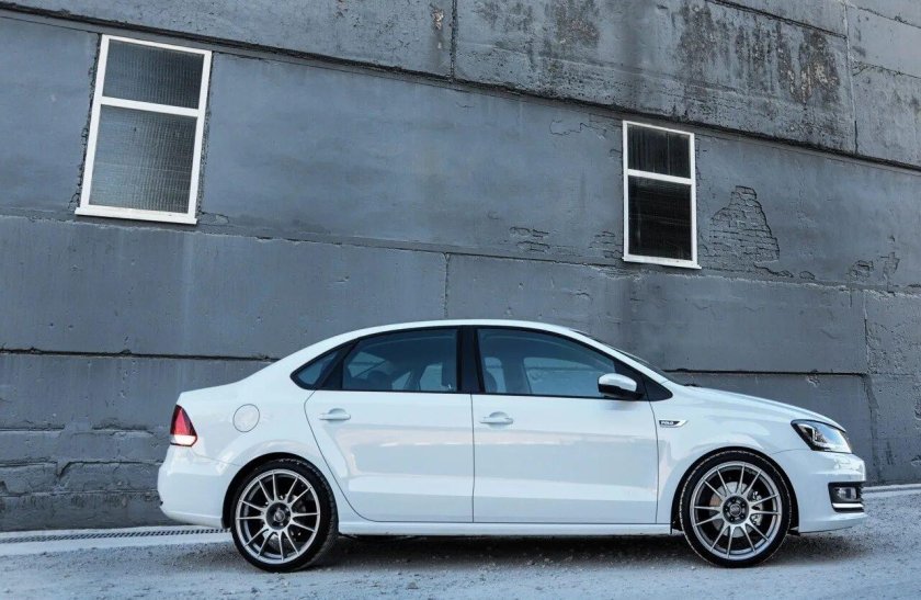 Volkswagen Polo sedan р17