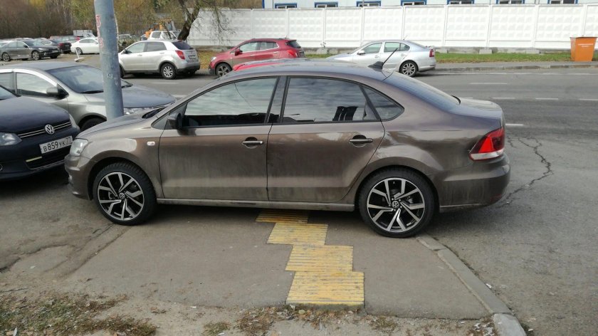 Polo sedan на 17 дисках