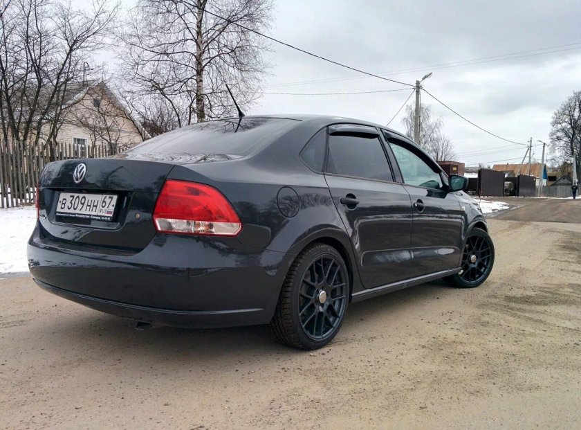 205 40 R17 поло седан