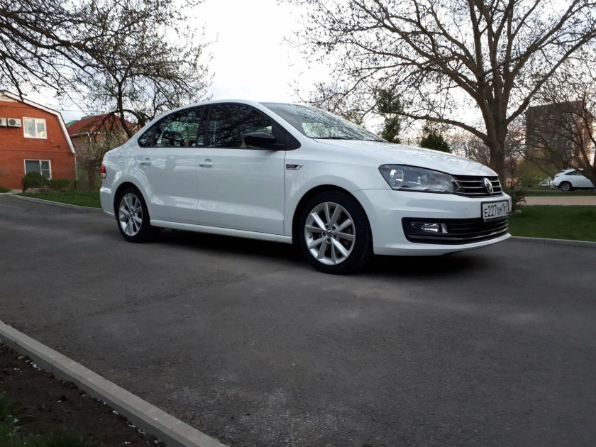 Колеса r16 на Фольксваген поло седан