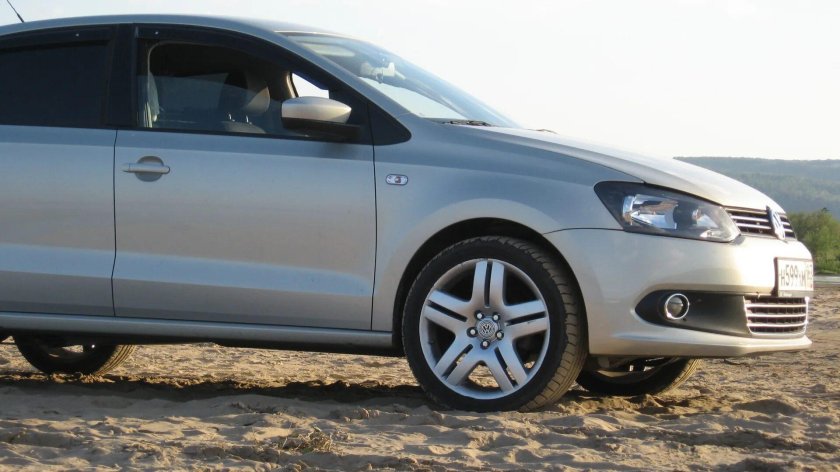 Колеса r16 на Фольксваген поло седан