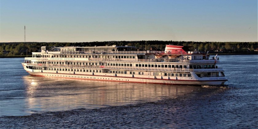 Константин Коротков теплоход