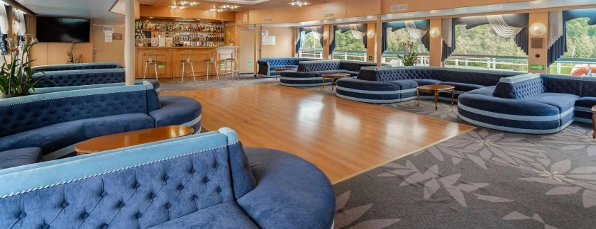 Зосима Шашков теплоход