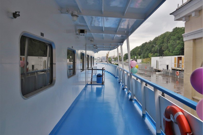 Леонид Красин теплоход