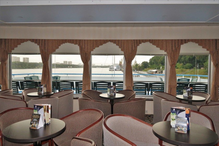 Теплоход Леонид Красин каюты