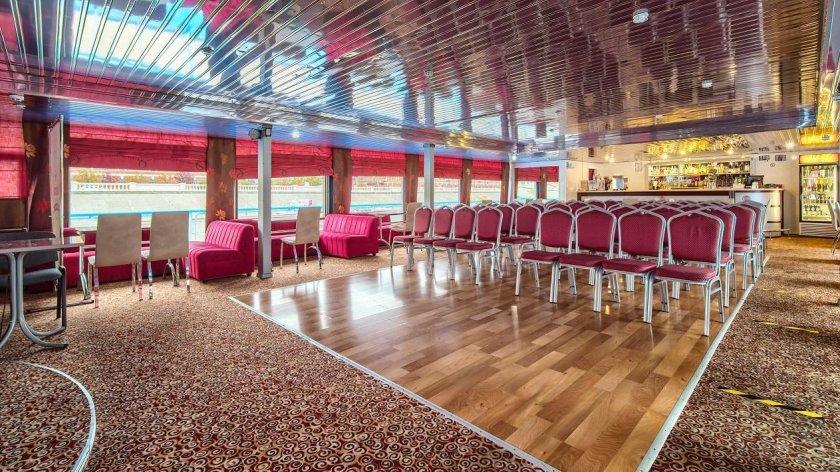 Теплоход Георгий Жуков Жуков