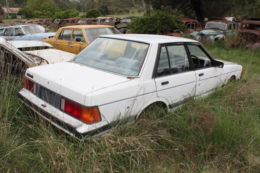 Nissan Bluebird 910 gl