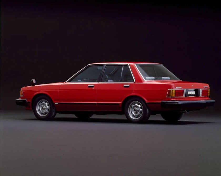 Nissan Bluebird vi (910)