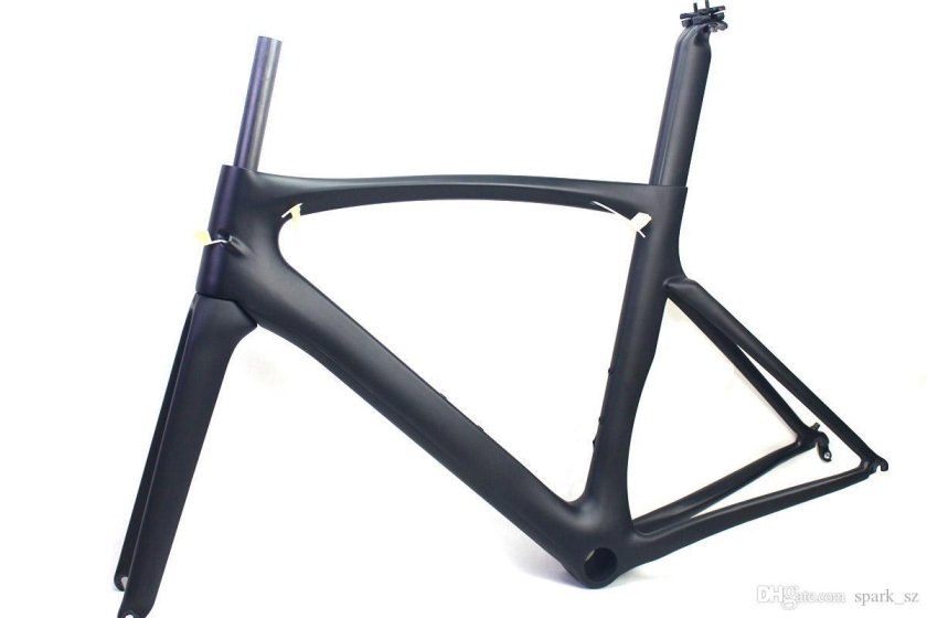 Чёрная матовая рама велосипеда