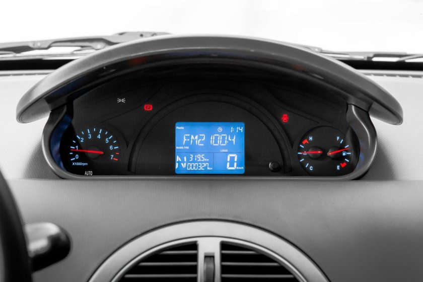 Chery indis приборная панель