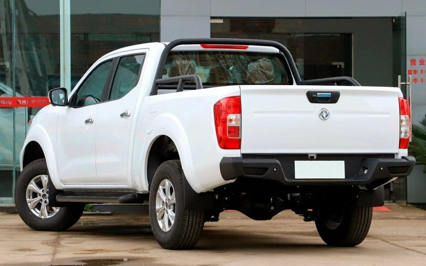 Донг Фенг Рич пикап