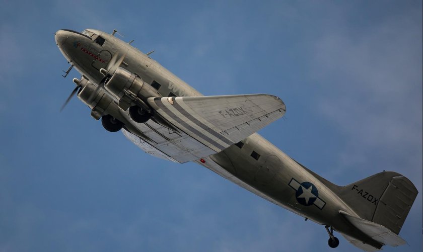 Военный Дуглас 3