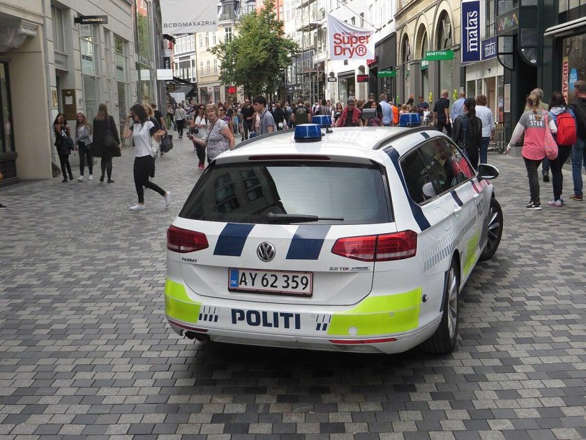 Авто полиции Дании