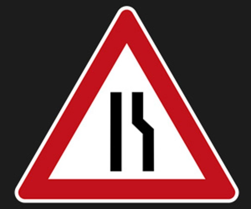 Сужение дороги справа