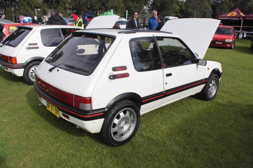 Peugeot 205 GTI 1.9 Rear