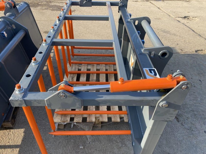 Сенозахват на фронтальный погрузчик