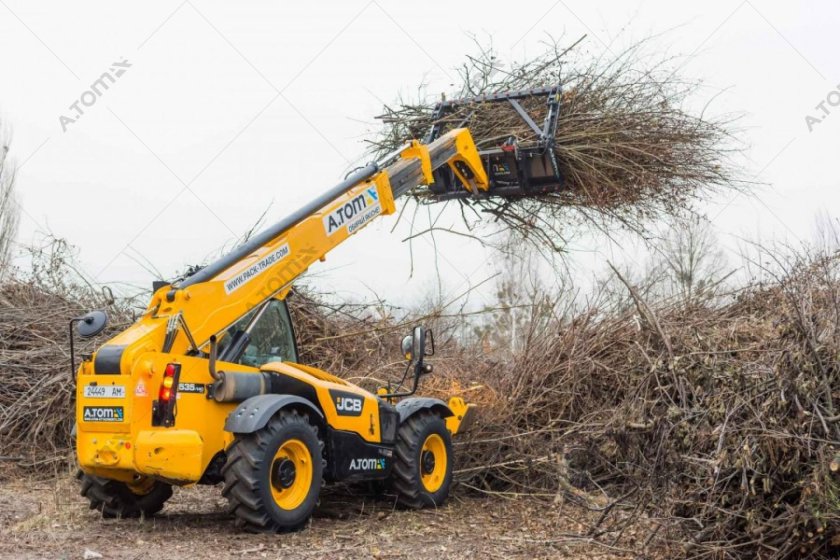 Диечи мини Агри 25.6 погрузчик