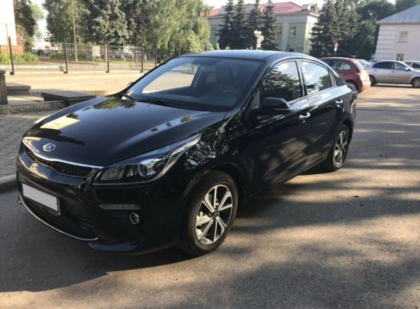 Киа Рио 2019 черная