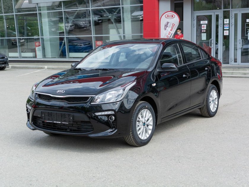 Kia Rio 2020 черная