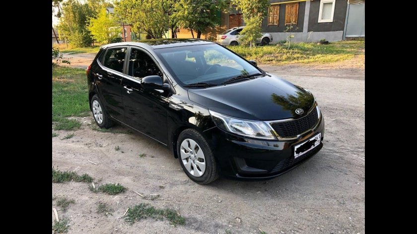 Kia Rio 2013 черная хэтчбек