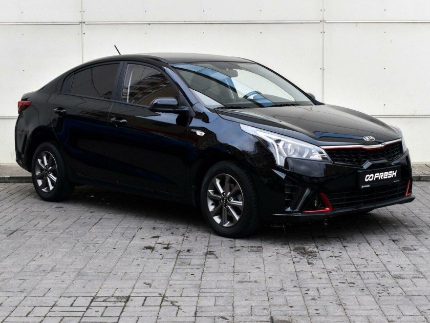 Kia Rio 2021 седан черный