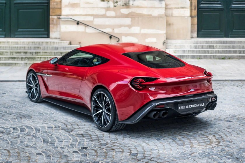 Aston Martin Vanquish Zagato Coupe 2017
