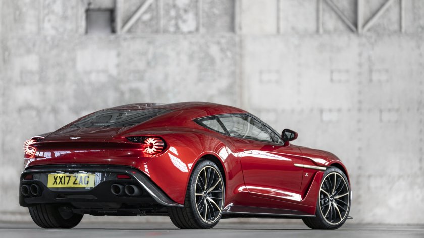 Aston Martin Vanquish Zagato 2022
