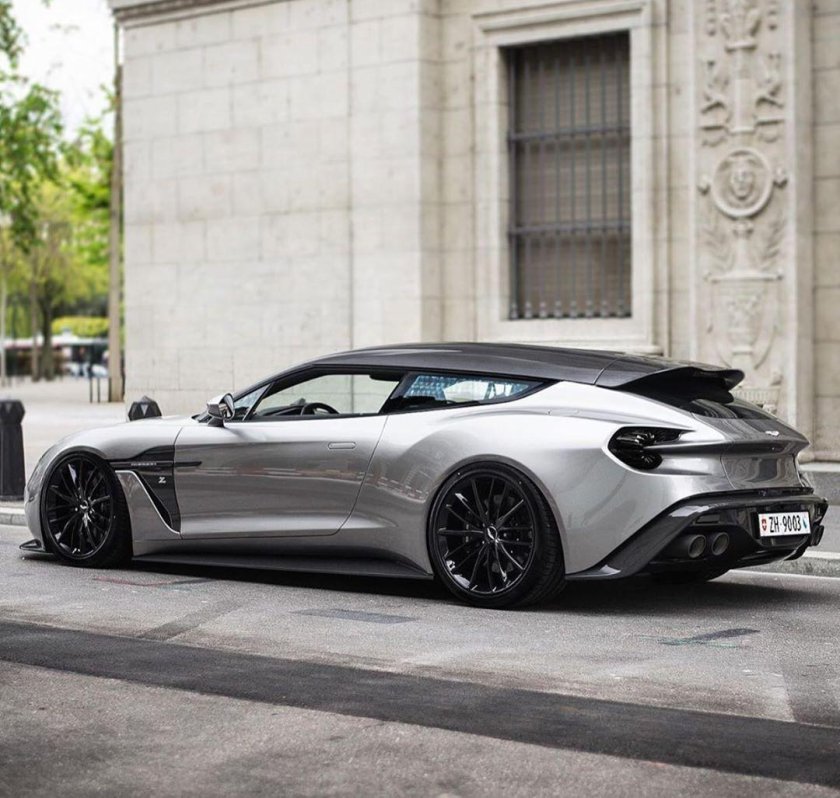 Aston Martin Vanquish Zagato shooting Brake