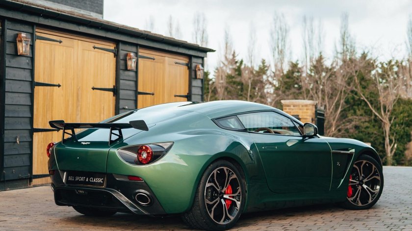 Астон Мартин v12 Zagato
