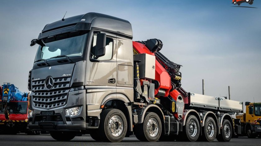 Mercedes-Benz Arocs самосвал