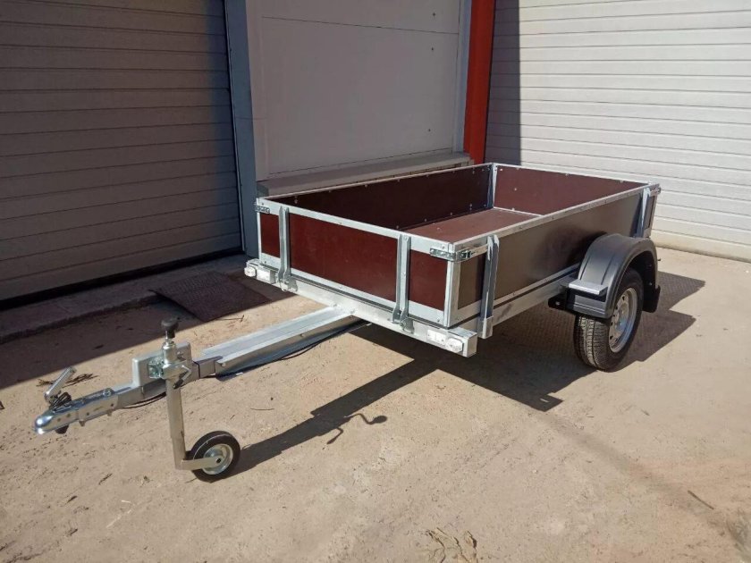 Прицеп для легкового автомобиля 750кг