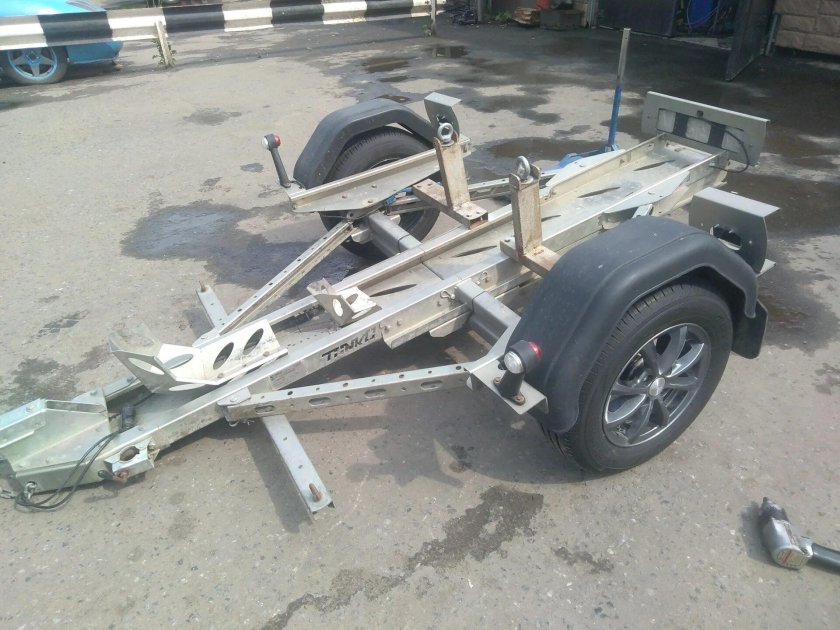 Мото прицеп танко