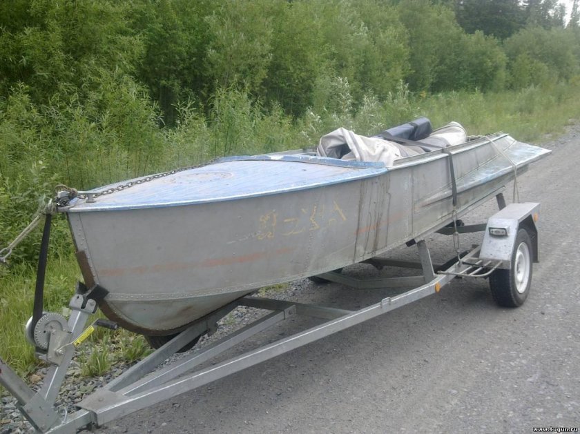 Лодка Казанка 530 стеклопластиковая