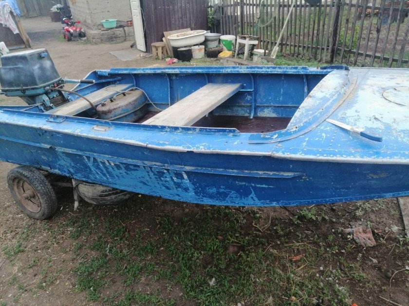 Лодка Вега 510