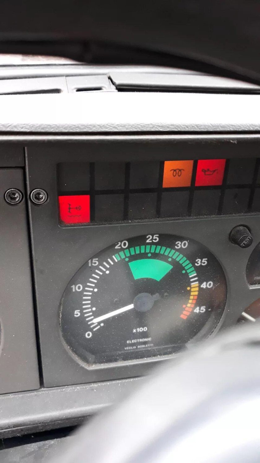 Iveco Евростар щиток приборов